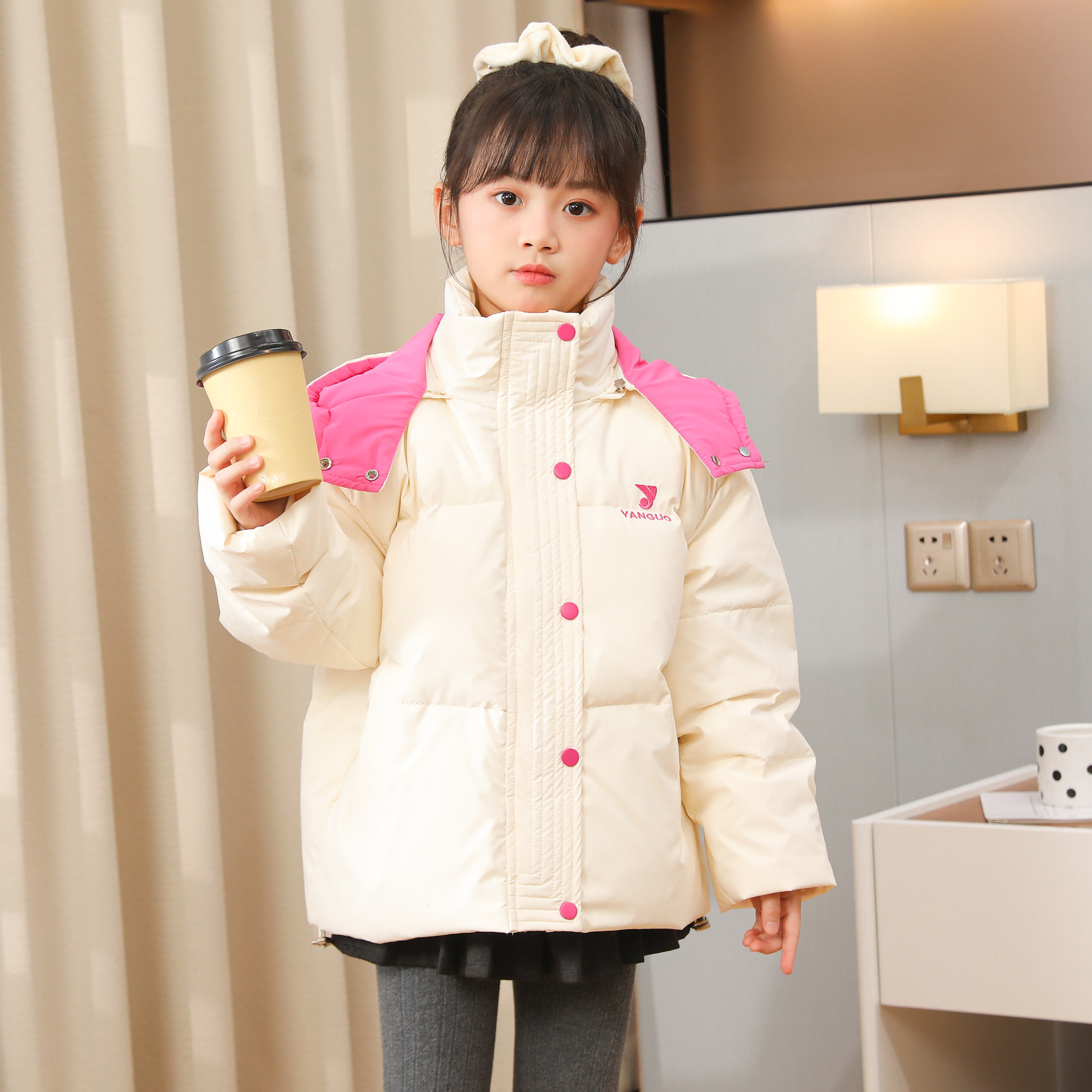 韩版2025冬季儿童新款羽绒服女小中大童保暖泡芙宽松加厚宝宝外套