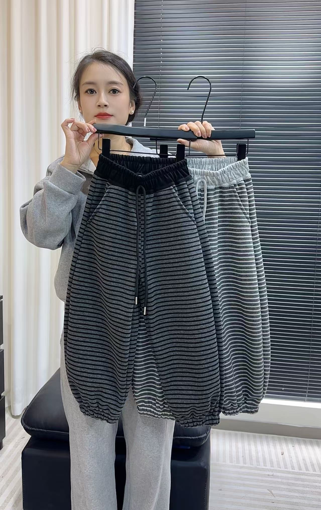 【500克加绒】条纹运动裤宽松舒适皮筋口束口保暖-亲萌鱼-8848