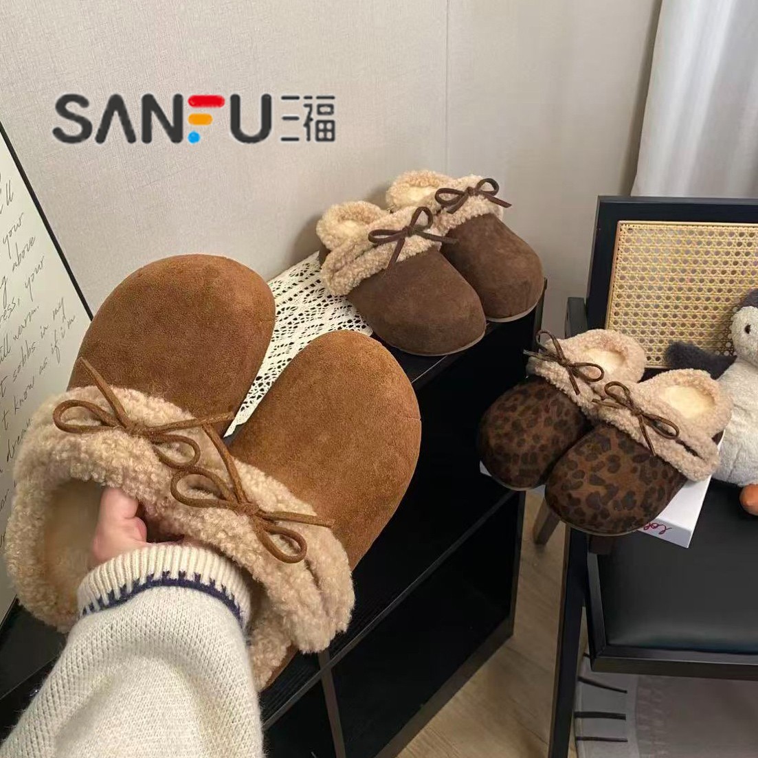 三福蝴蝶结复古棕色厚底加绒毛毛拖鞋女外穿2025新秋冬勃肯棉拖鞋