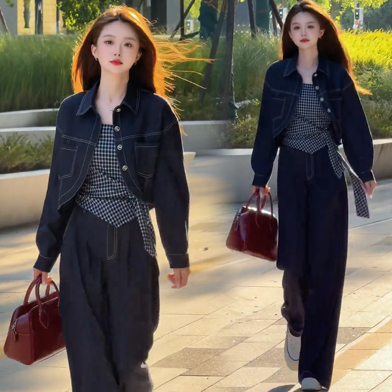 时尚套装女2025秋季新款洋气显瘦牛仔短外套抹胸吊带阔腿裤三件套