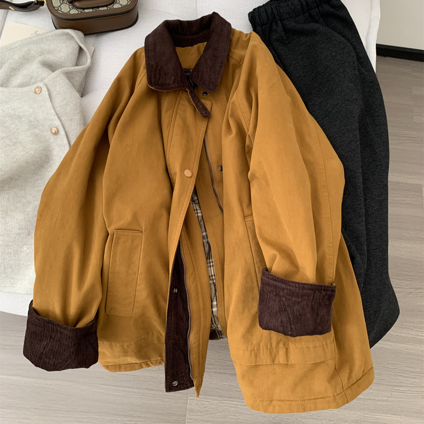 工装风灯芯绒拼接翻领外套女宽松时髦南瓜橘中长款夹棉上衣棉服冬