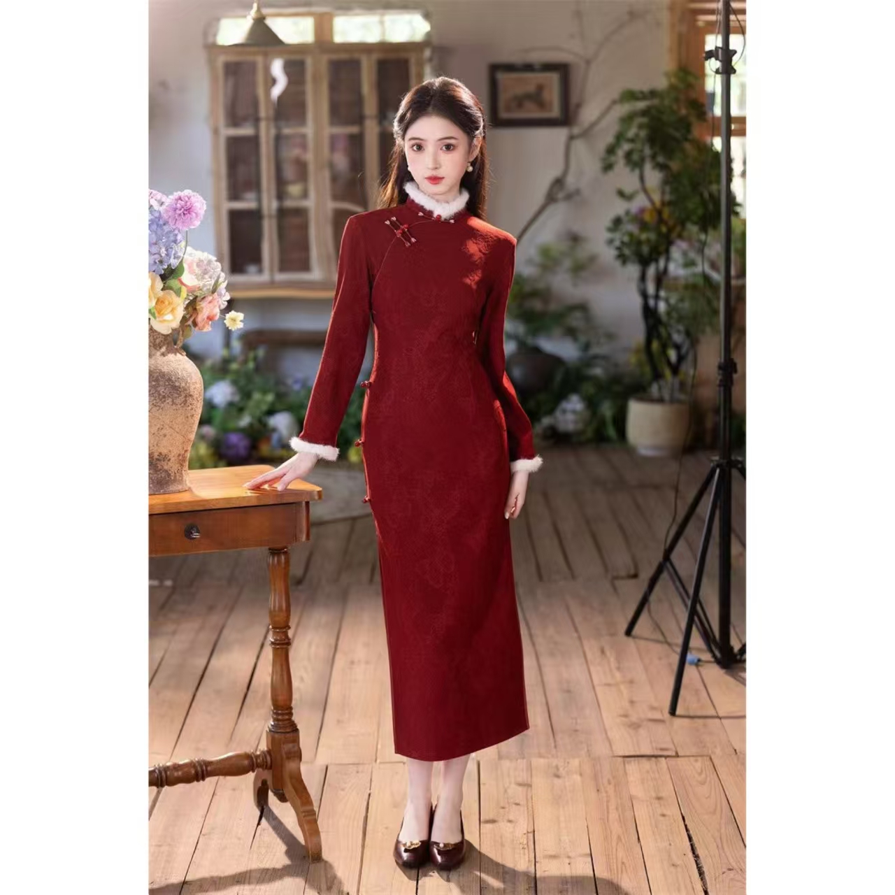 红色冬装国风新中式连衣裙长袖旗袍2025新款年轻款女复古秋冬季
