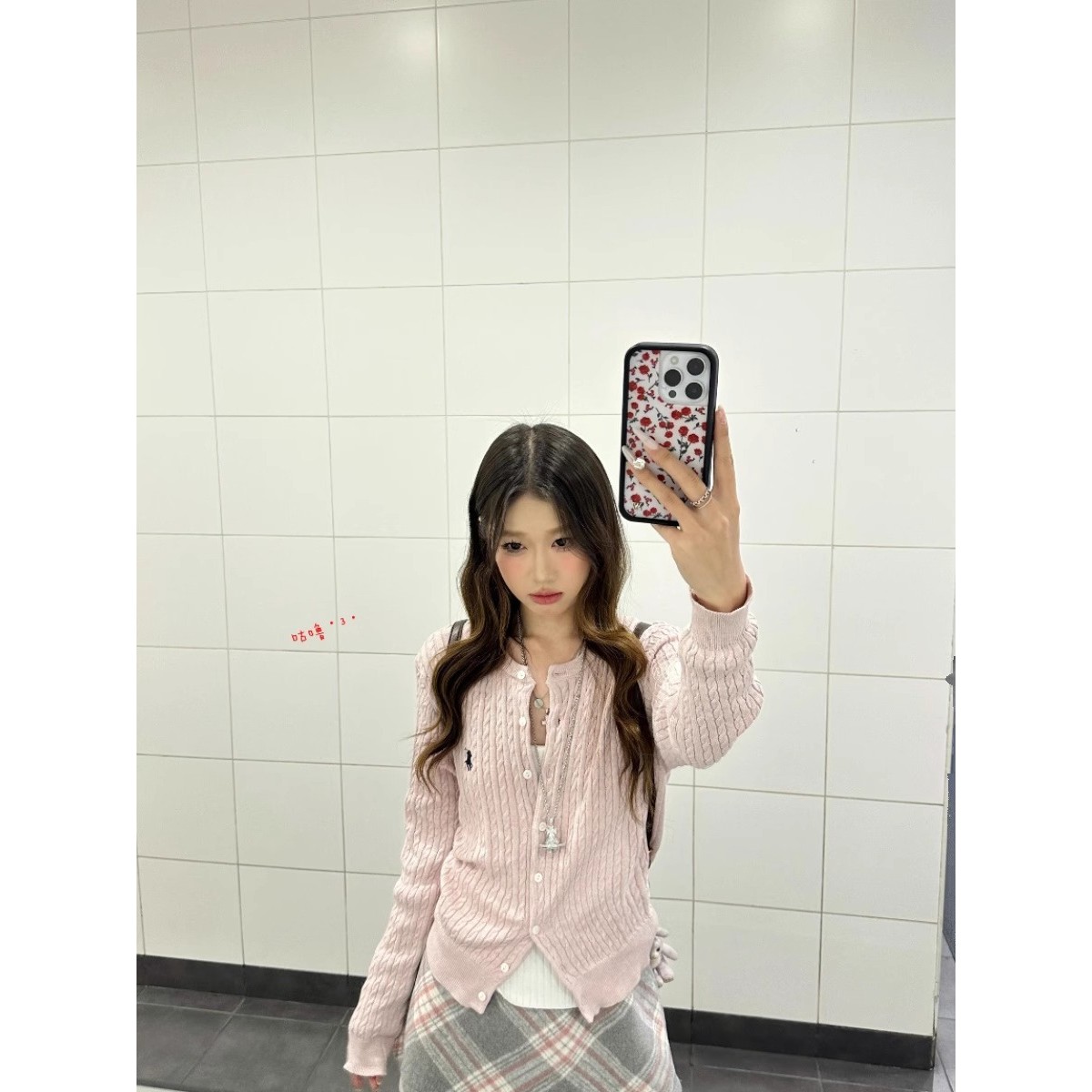 粉色温柔风甜美长袖单排多扣针织开衫女早春修身显瘦短款外套上衣