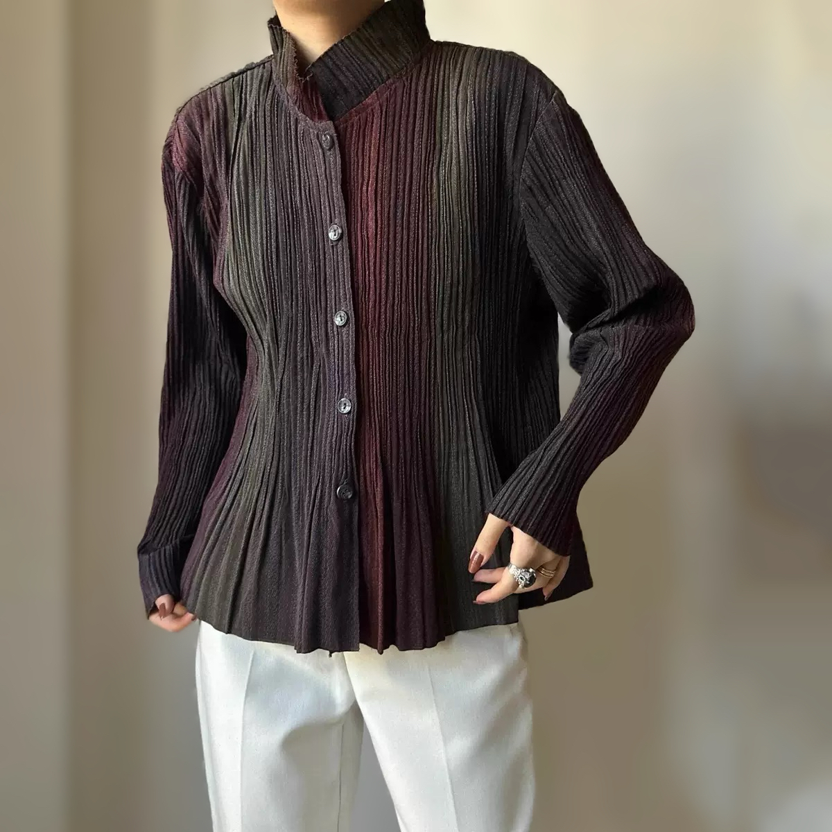 三宅依褶皱日系复古高品衬衣都市文艺气质女外套