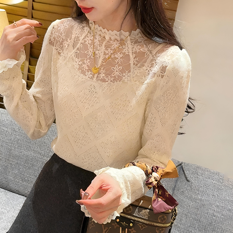 镂空半高领拼接蕾丝衫女2025新款爆款秋冬独特别致绝美打底衫上衣