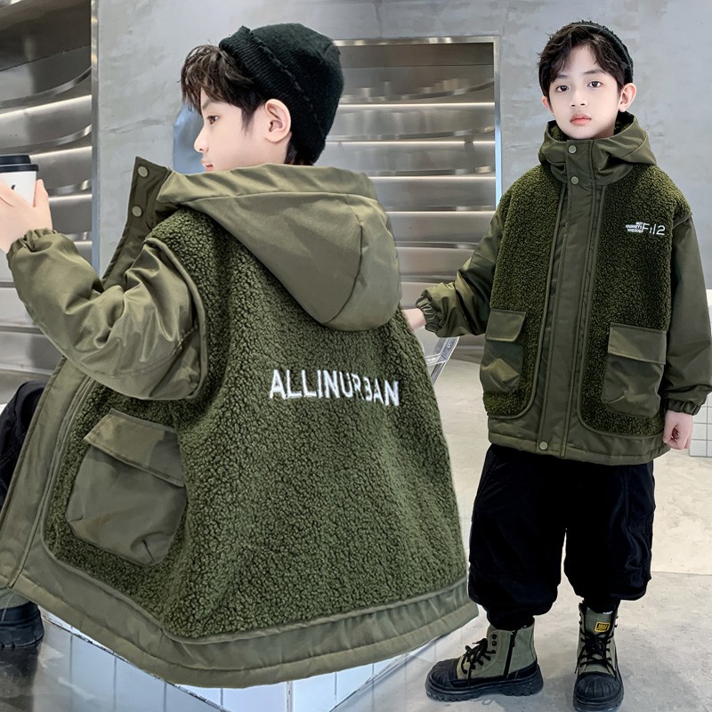 男童加厚外套秋冬款2025新款儿童羊羔绒毛毛衣中大童夹棉男孩潮酷