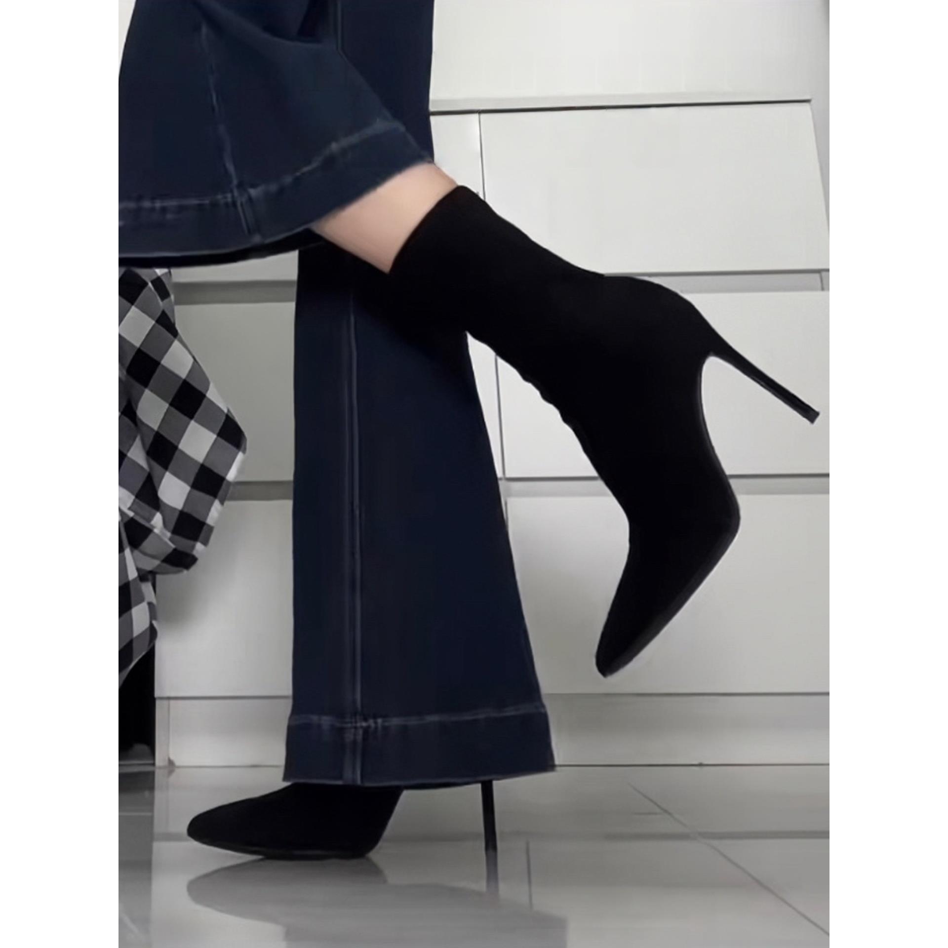 黑色绒面弹力瘦瘦袜靴2025年秋冬新款中筒细跟尖头显瘦高跟短靴女