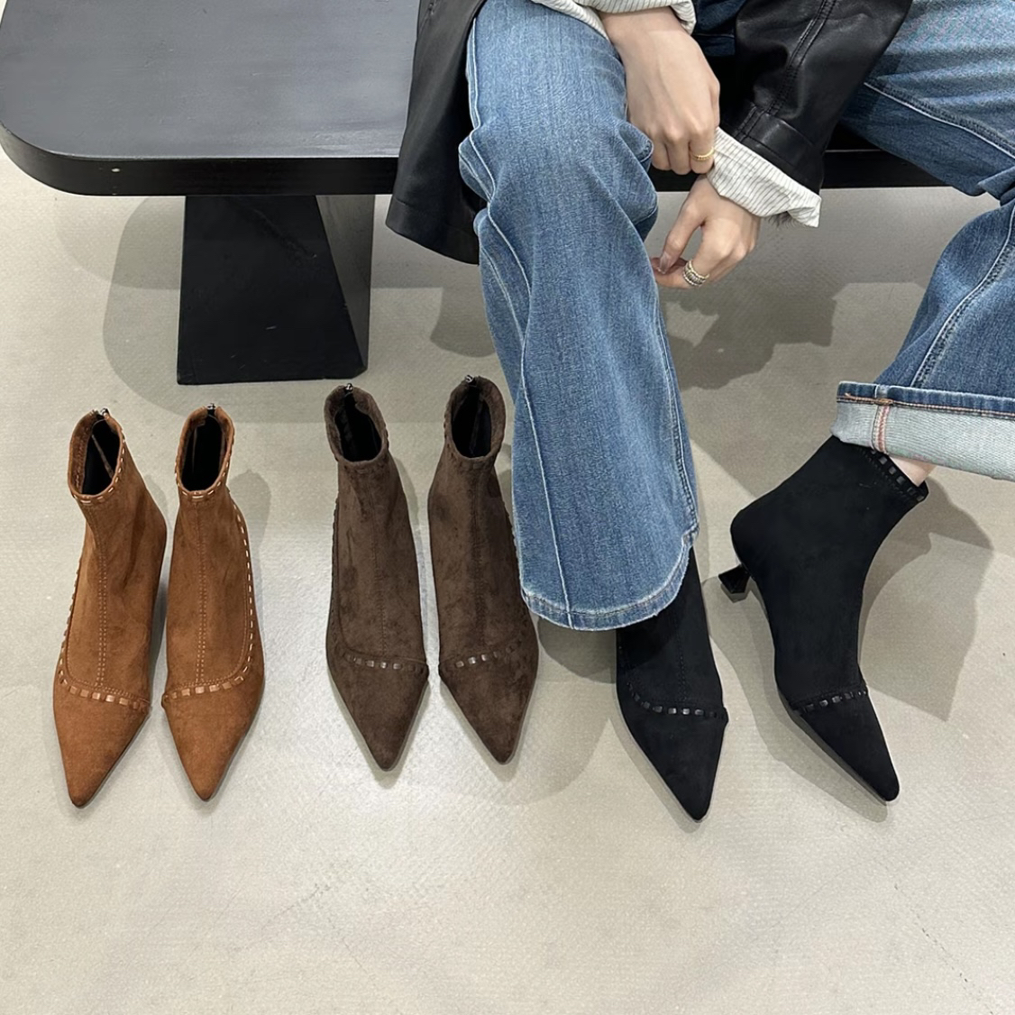2025秋季新款细跟尖头时装靴法式时尚女鞋女靴气质百搭方头复古
