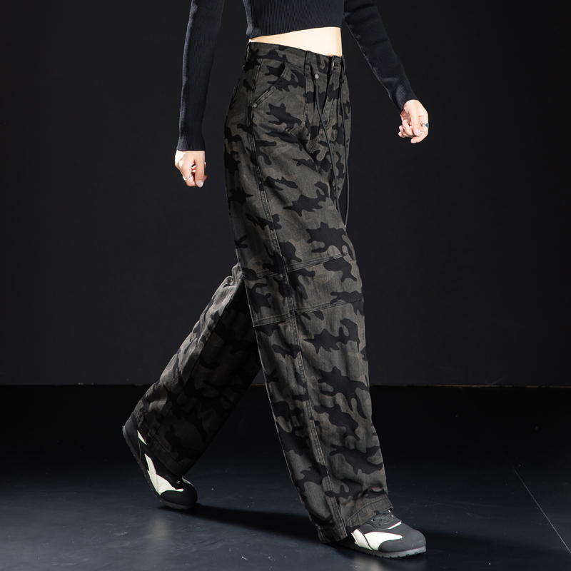 美式迷彩加绒牛仔裤弯刀裤女款爆款2025新款秋冬加厚镰刀阔腿裤子