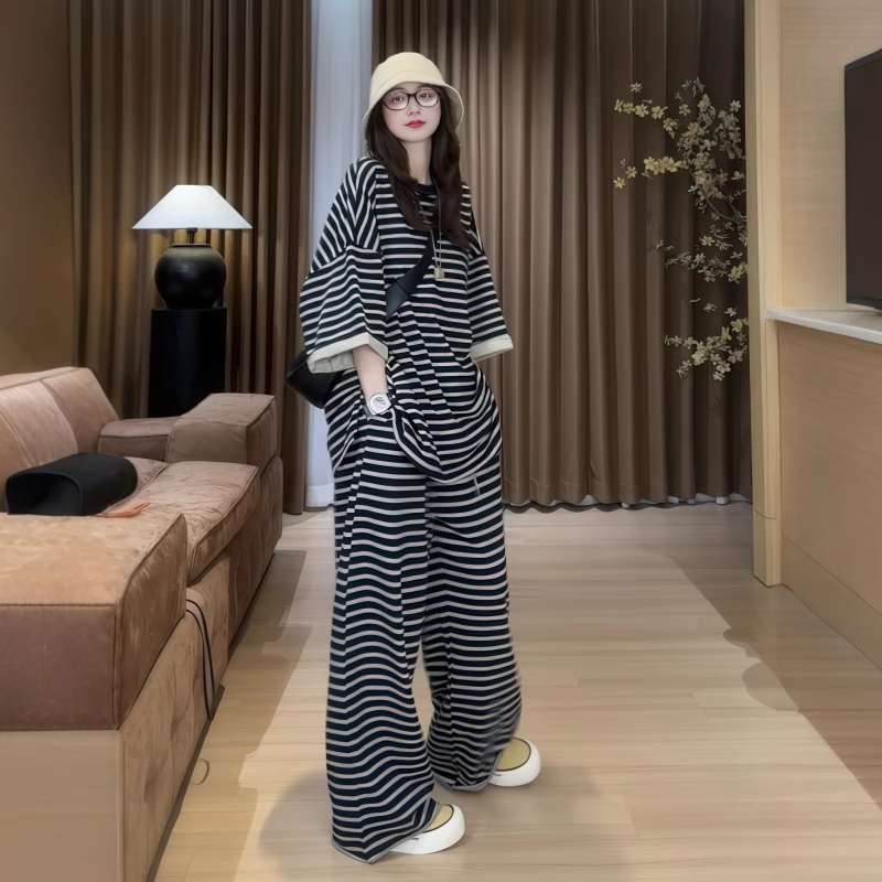 慵懒风运动套装女夏季宽松显瘦时尚大码条纹短袖阔腿裤休闲两件套