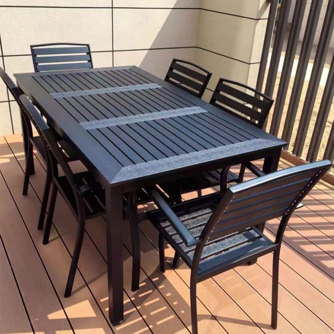 户外别墅室外塑木防水简约烧烤桌餐桌椅休闲椅外摆酒吧阳台桌长桌