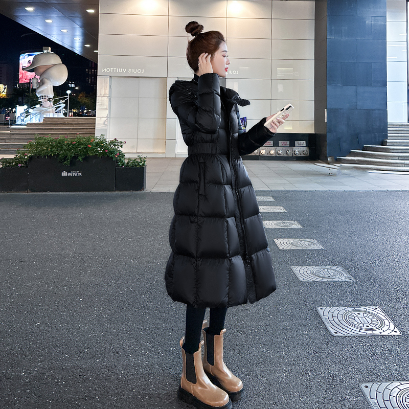 黑色长款羽绒服女2025冬季新款爆款收腰洋气时髦小个子白鸭绒外套