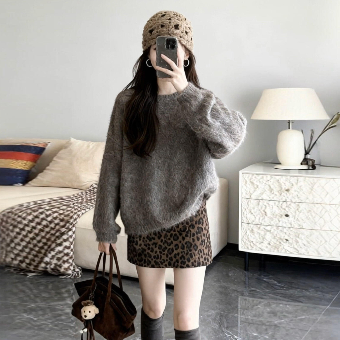 2025年秋冬季新款慵懒风灰色针织毛衣豹纹半身短裙韩系穿搭一整套