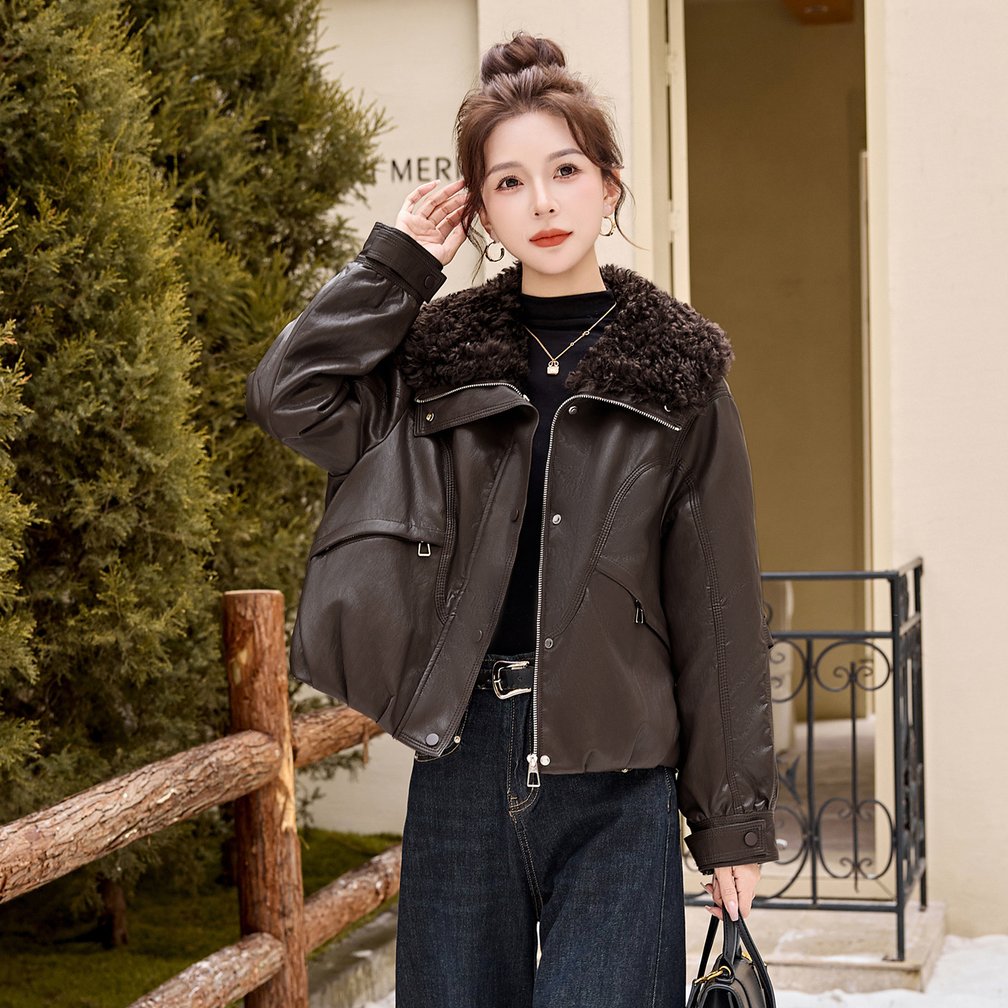 韩系百搭皮衣羊羔毛领加绒女短款2025冬季新款时尚加厚保暖外套潮