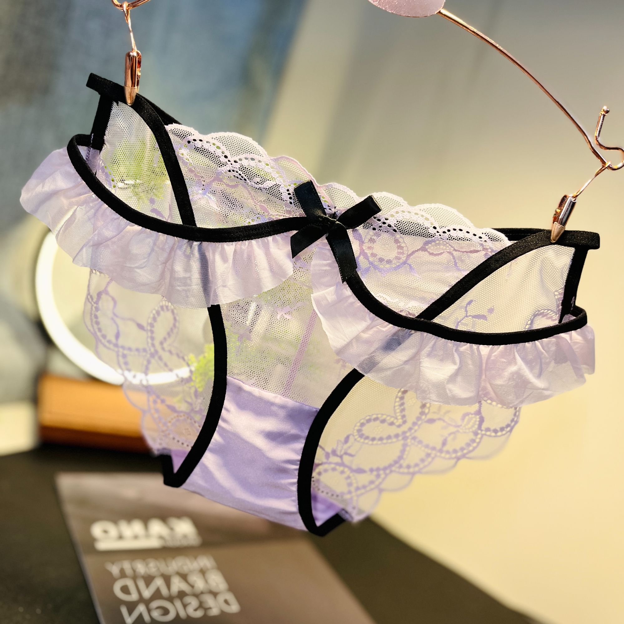 法式轻奢无痕撞色甜美蝴蝶结包臀蕾丝内裤女舒适蕾丝边女士三角裤