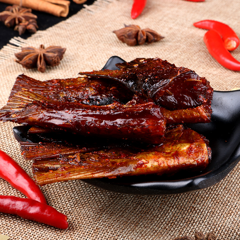 思乡山爆辣鱼尾湖南特产鱼肉干香辣鱼块解馋零食休闲小吃【优选】
