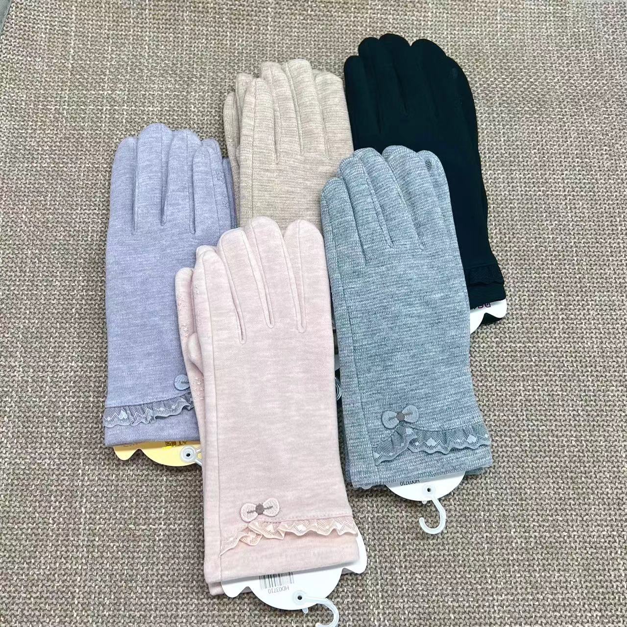 【暖芯】秋冬季保暖手套女士舒适刺绣蕾丝加绒防滑触屏休闲手套
