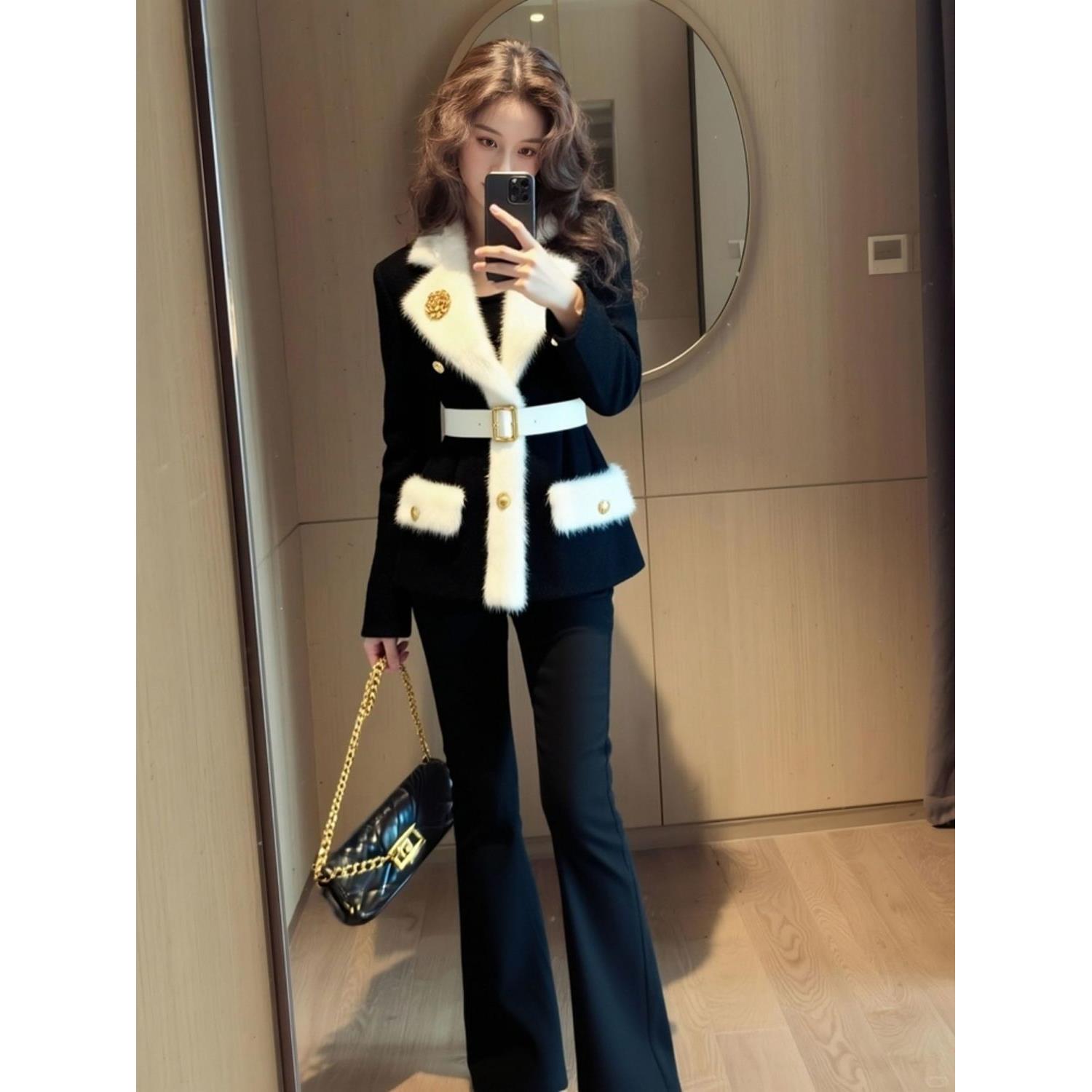 巨好看的初冬独特别致小个子高端时髦洋气撞色小香风黑色毛毛外套