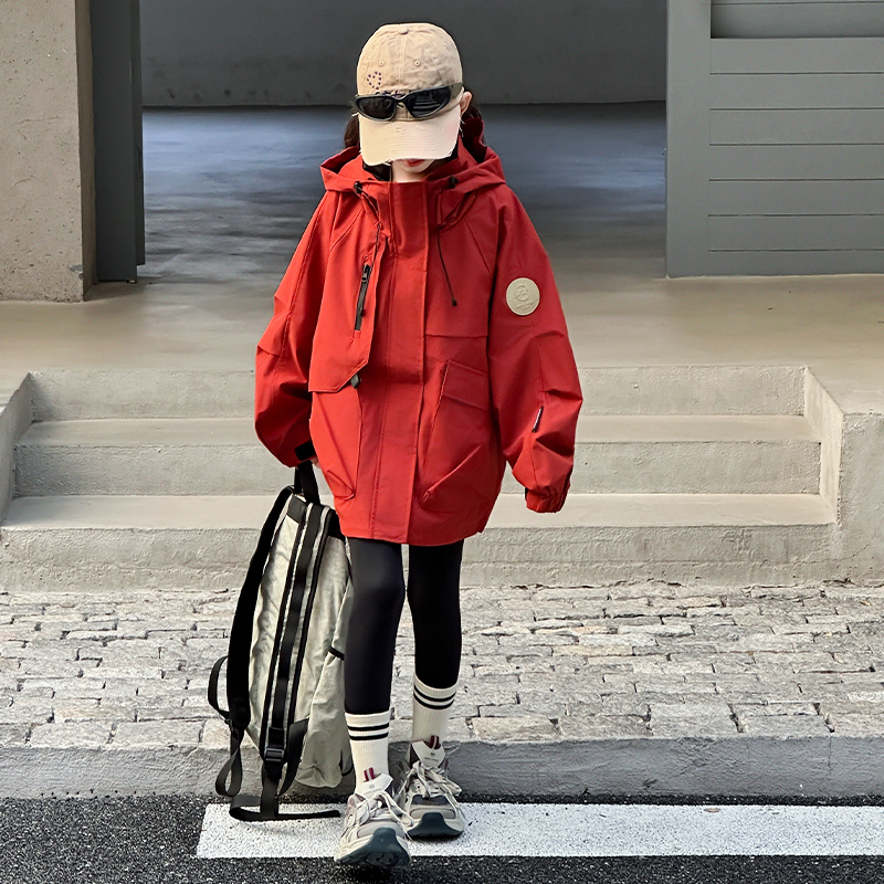 女童超好看的冲锋衣2025新款秋冬款6-12岁15岁秋季三合一工装外套