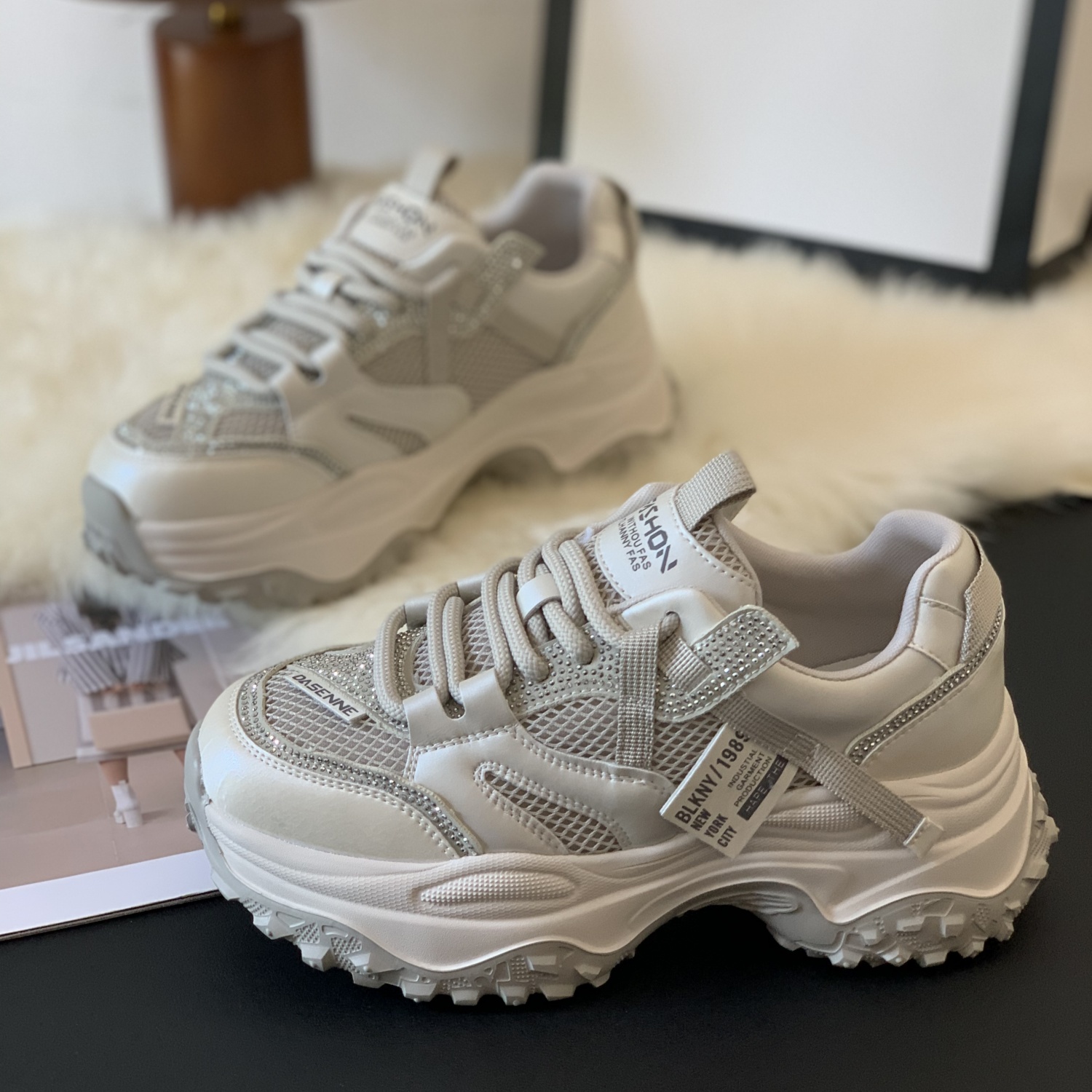 复古松糕底6cm小个子休闲女鞋2025年秋季新款轻便百搭超火老爹鞋