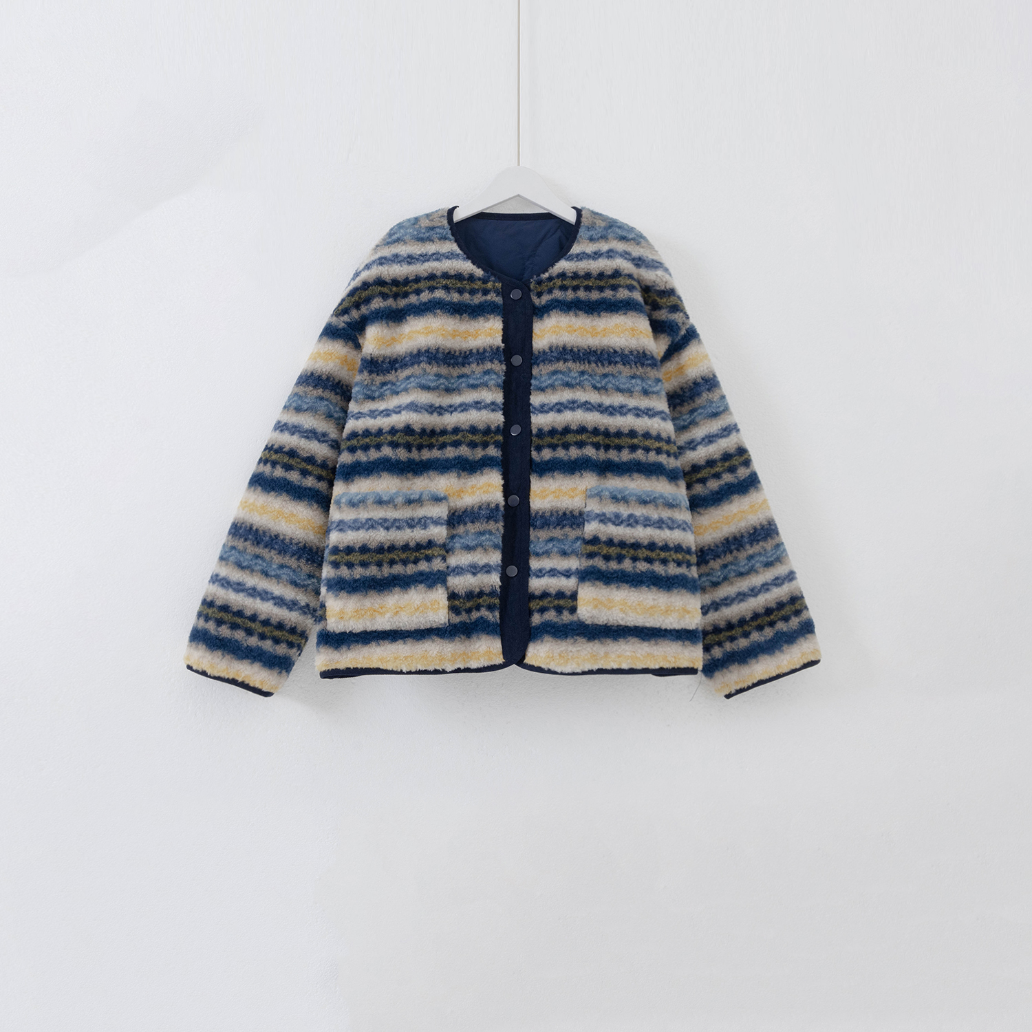 几里与麻 韩系慵懒条纹撞色双面穿外套 衣长59胸围125 2101907