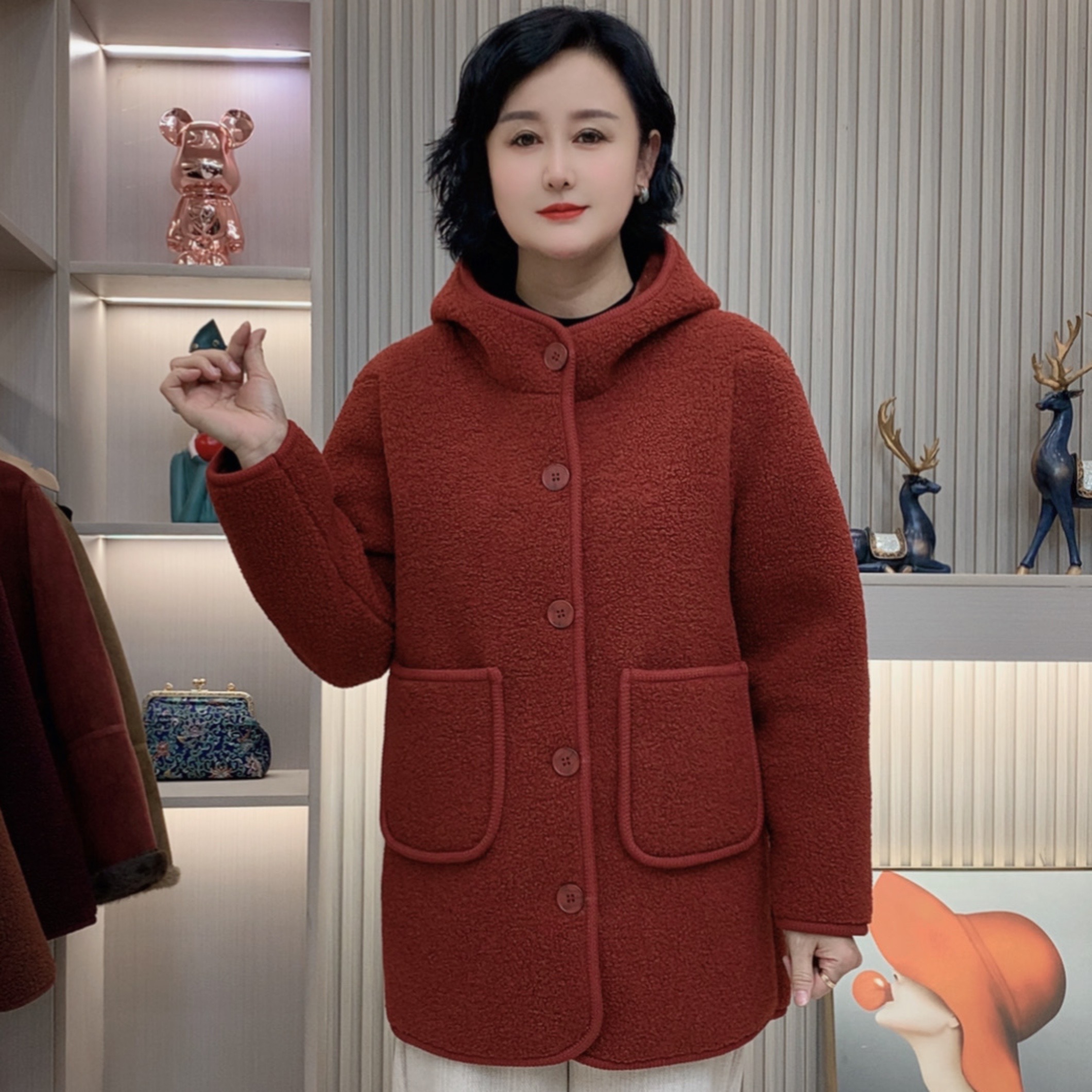 秋冬新款时尚减龄显瘦宽松纯色休闲保暖中老年妈妈装