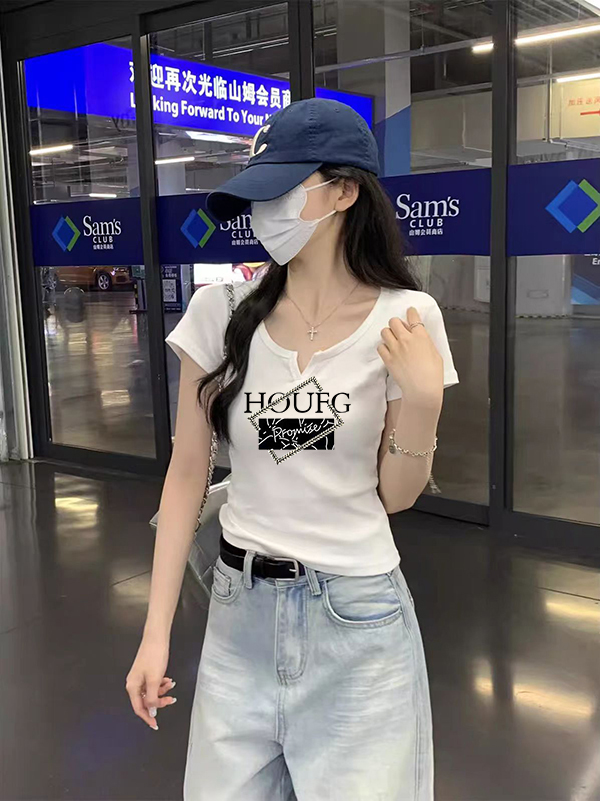 韩系气质修身显瘦短袖T恤夏季修身半开领印花设计感短款上衣女装
