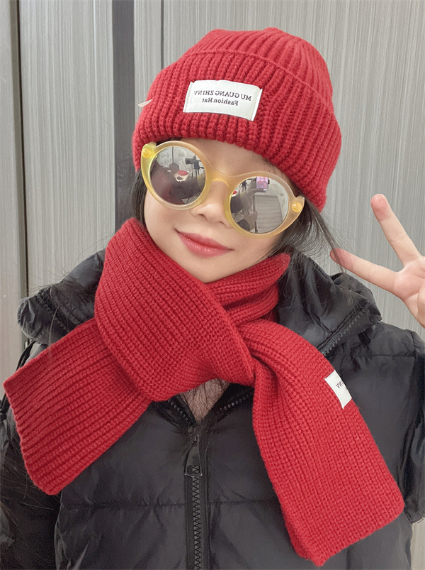 儿童保暖针织可爱纯色围巾秋冬套装红色ins加厚冬天学生时尚百搭