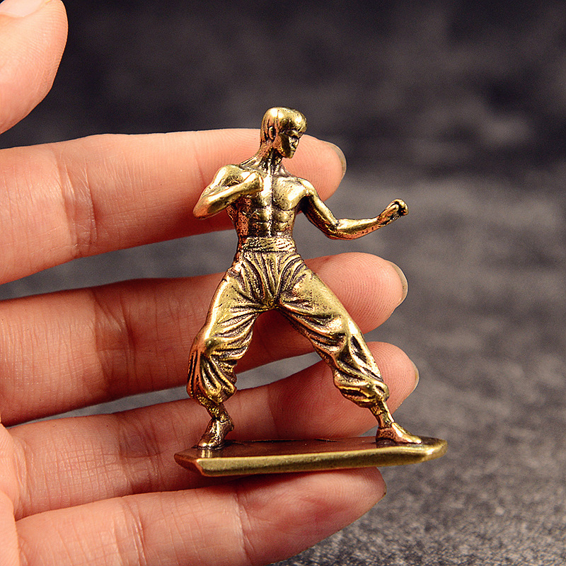 跨境中国功夫李小龙创意家居装饰摆件功夫小子黄铜个性桌面小摆件