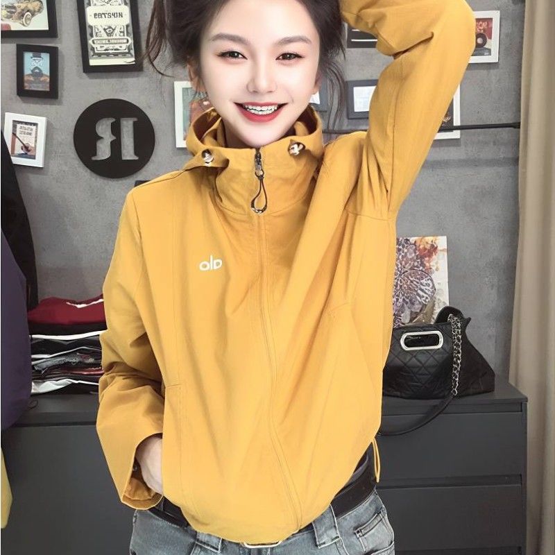 2025秋季新款时尚休闲百搭连帽短外套女韩版宽松洋气欧货夹克上衣