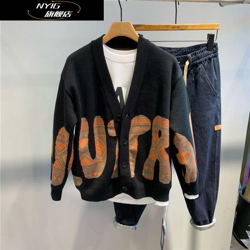 NYIG2025新款美式潮流字母印花V领针织毛衣宽松个性加厚开衫外套
