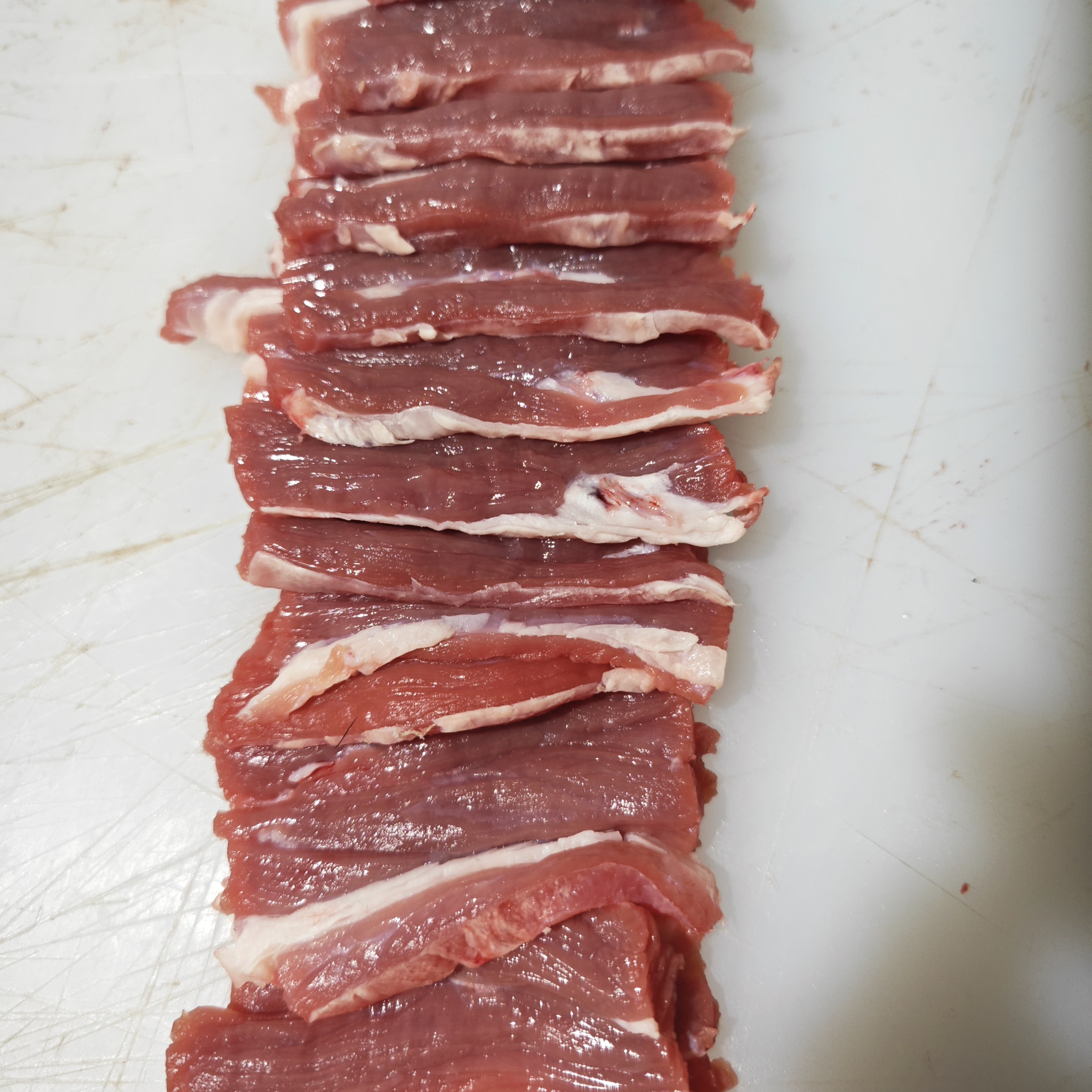 【村级产业】谷物草料饲养牛肉切片切丝