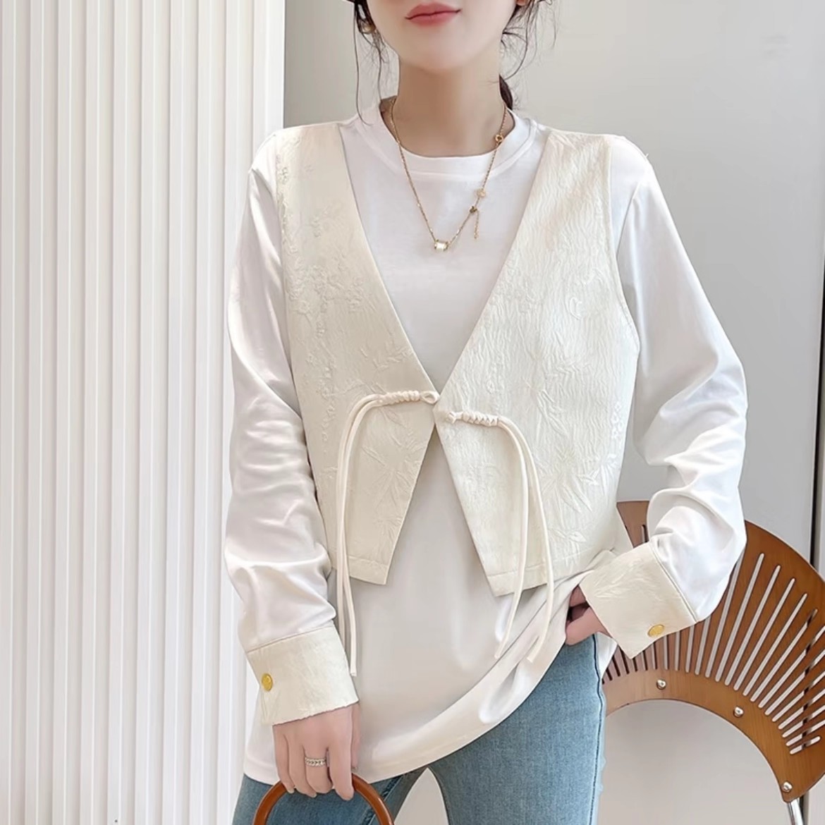 生哥家 值到哭啊！品质超赞！秋季新中式假两件马甲+长袖T恤上衣