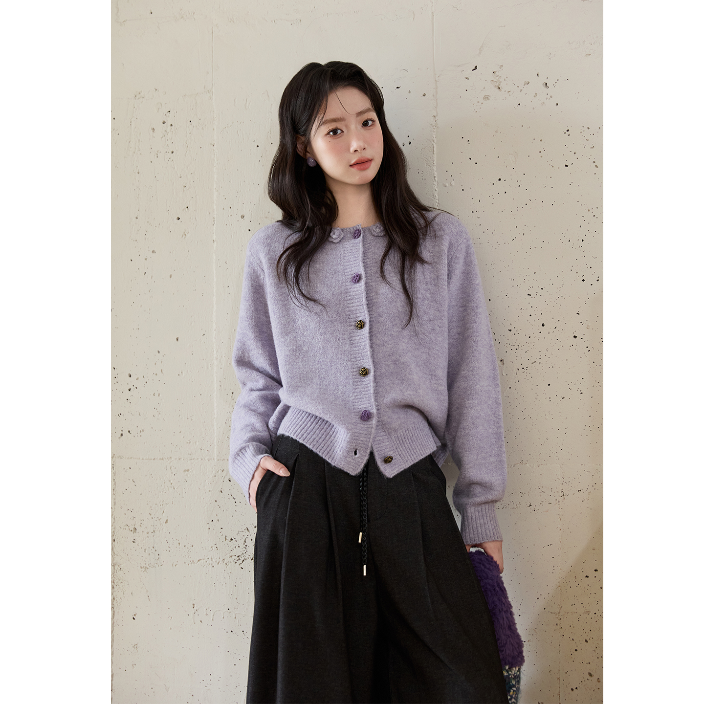 谜秀香芋紫针织衫女2025秋季新款女立体玫瑰花刺绣糯米绒宽松毛衣