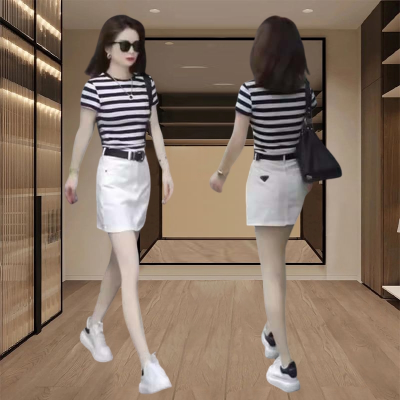 通勤正肩黑白条纹修身短袖t恤女2025夏季款时尚减龄百搭圆领上衣