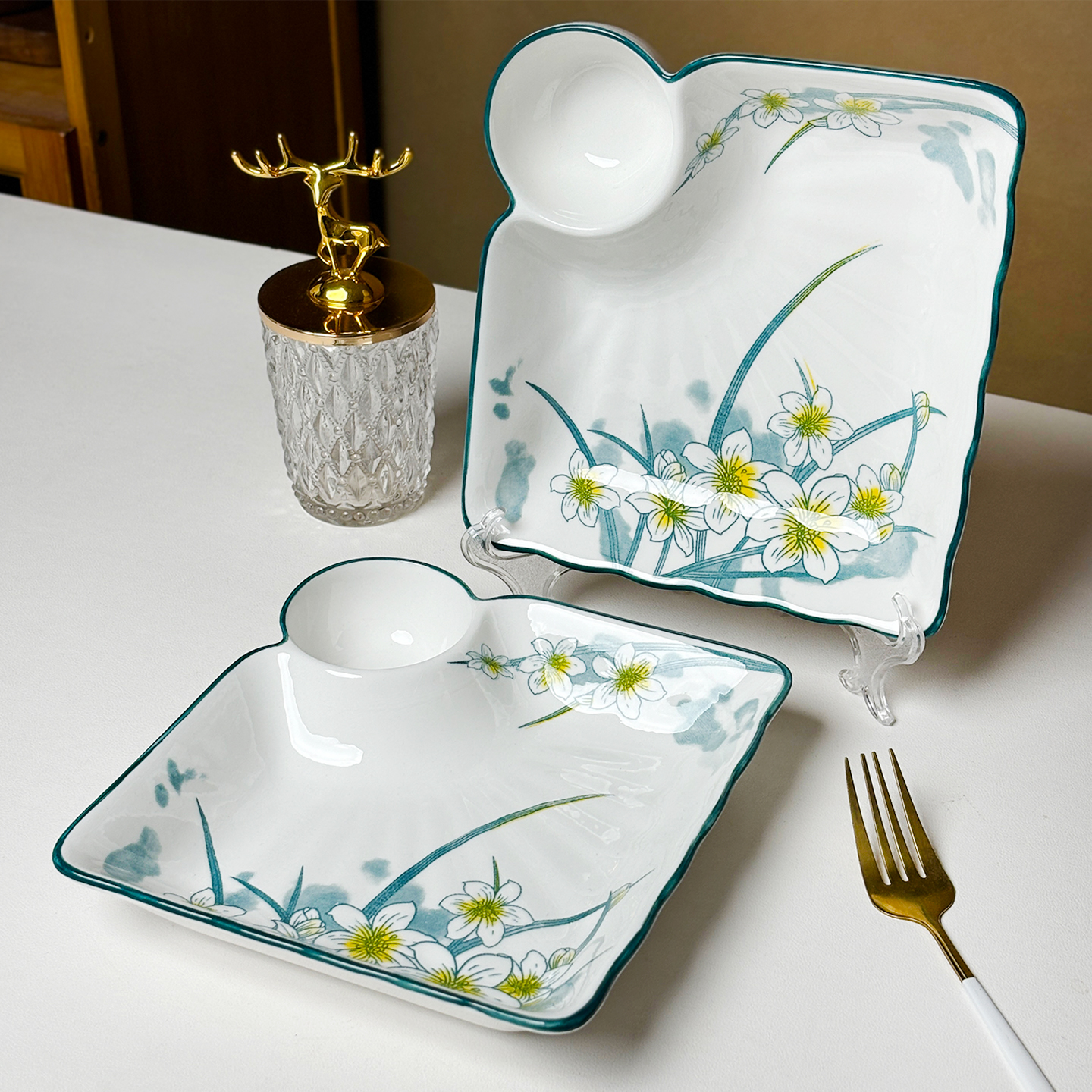 中式水仙花饺子盘家用陶瓷釉下彩餐盘创意方形分格小吃盘子