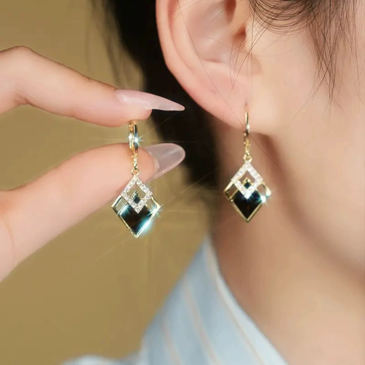 铜合金亚克力耳饰 新潮耳环韩轻奢个性耳扣黑色双菱形气质耳环372