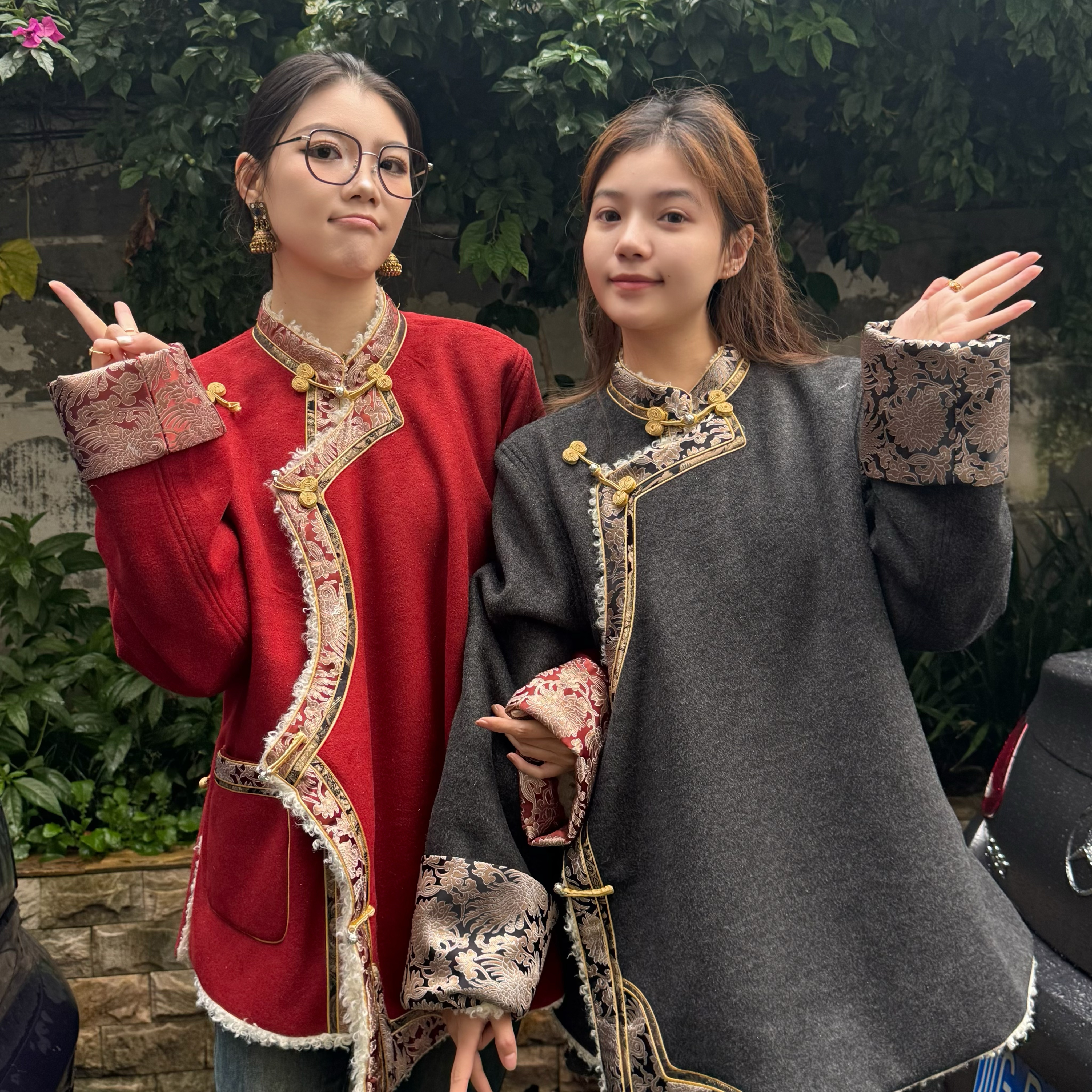 藏式保暖女外套上衣加厚保暖复古宽松短款民族风藏式服装