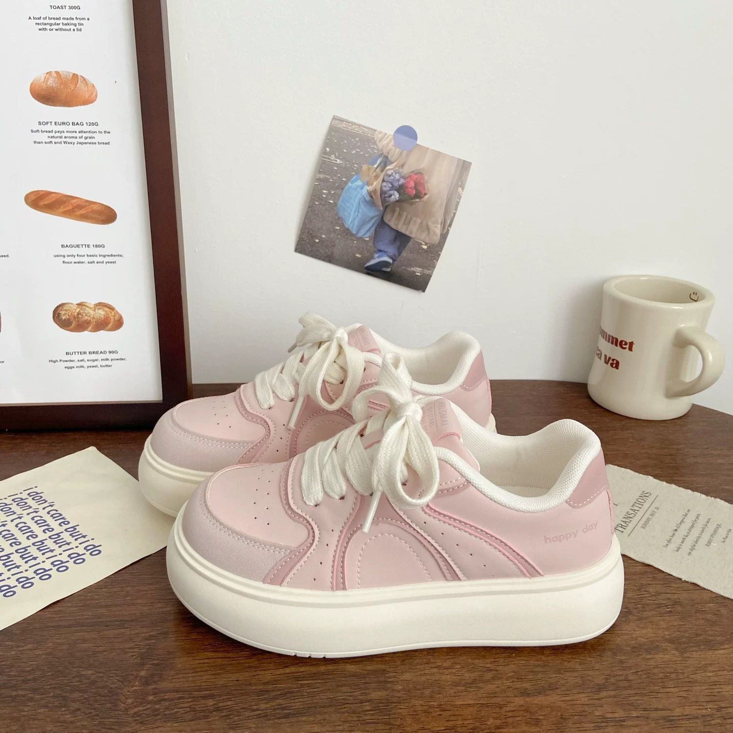 粉色厚底板鞋子女校园2025秋季新款chic小众韩版面包鞋百搭小白鞋