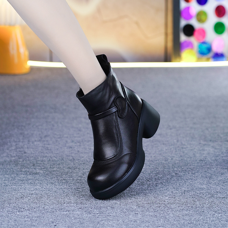 721真皮短靴女冬季头层牛皮软底软面粗跟厚底马丁靴加绒保暖棉靴