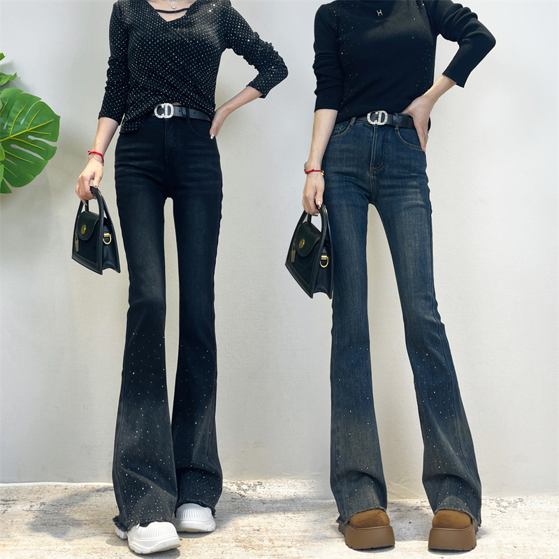 迪否复古烫钻微喇牛仔裤女秋季2025新款修身高腰显瘦喇叭裤8807
