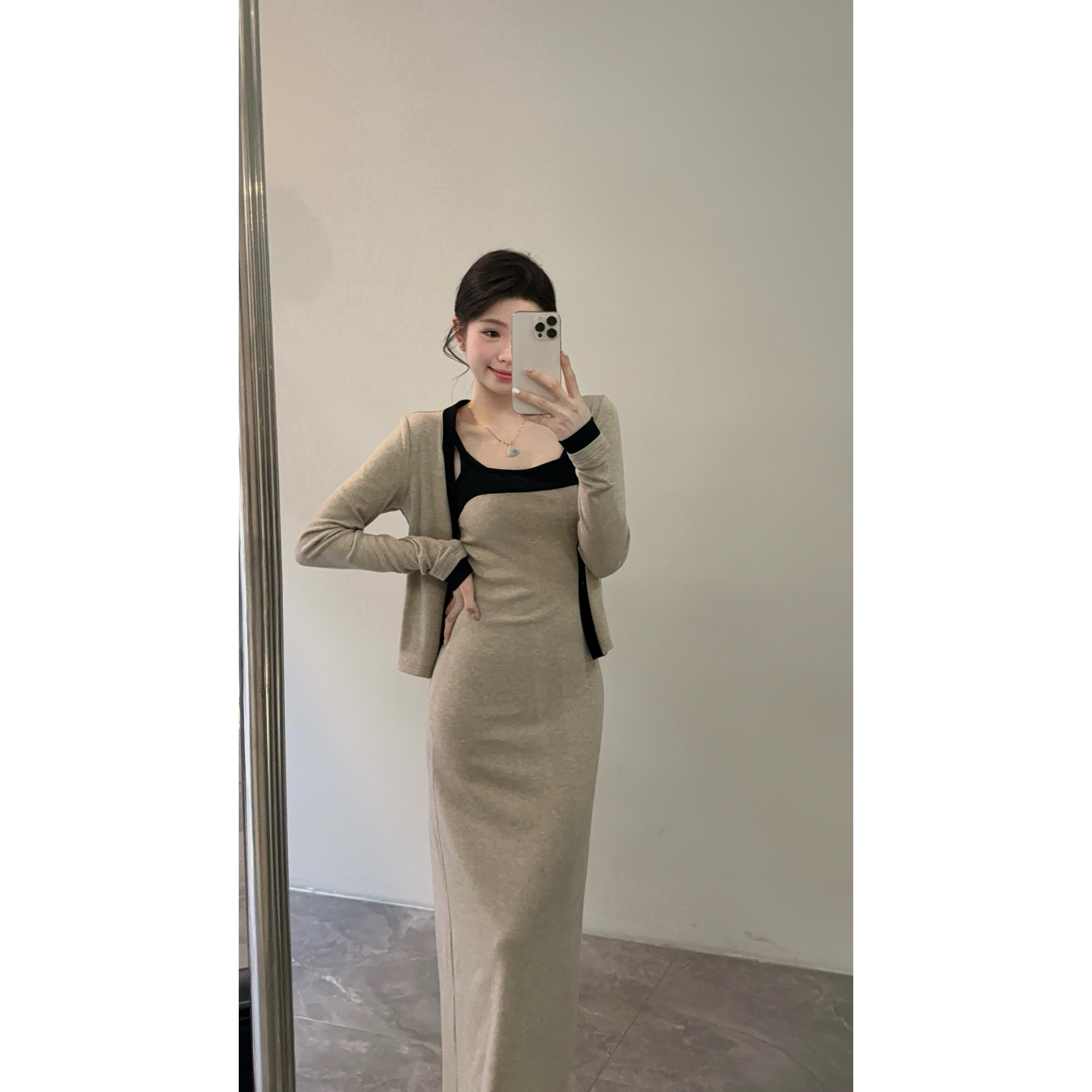 【颂宋】秋季新款撞色吊带内搭修身显瘦短款长袖开衫两件套DT1510