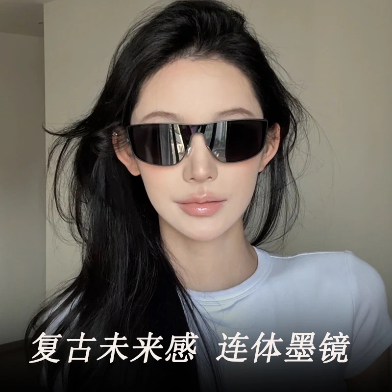 女士连体墨镜防紫外线未来感高颜值户外防晒时尚潮太阳镜时尚修颜