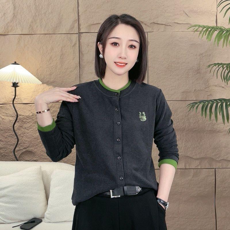 针织衫女小众设计感上衣2023秋季新款假两件扣子拼色女士打底衫潮