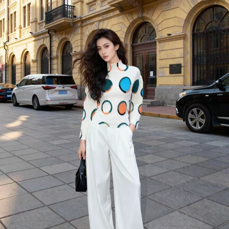 2025时尚潮流气质优雅新款打底小衫三宅褶皱长袖上衣