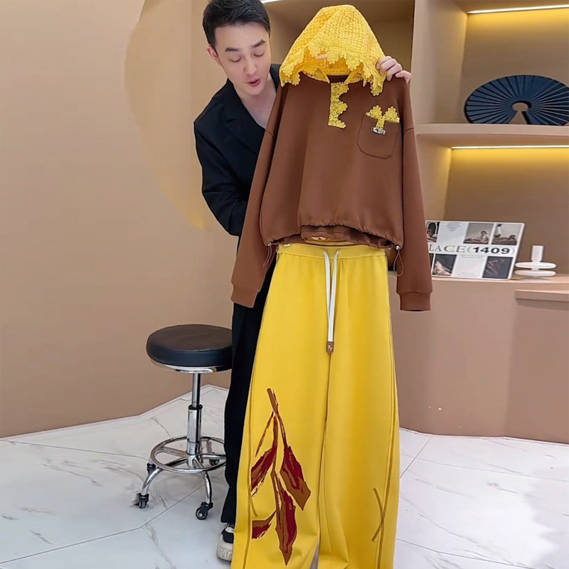 高级复古卫衣套装女款爆款2025新款蕾丝拼接休闲运动服洋气两件套