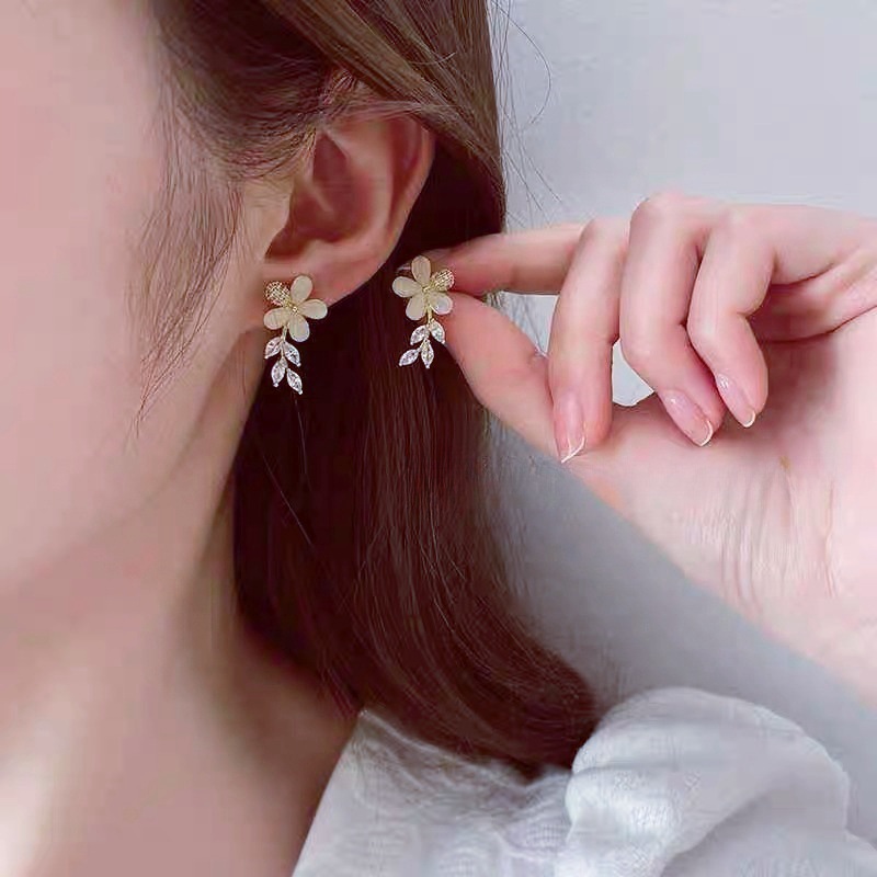 锌合金锆石耳饰 日韩时尚小众猫眼石耳环轻奢气质女耳钉百搭精致