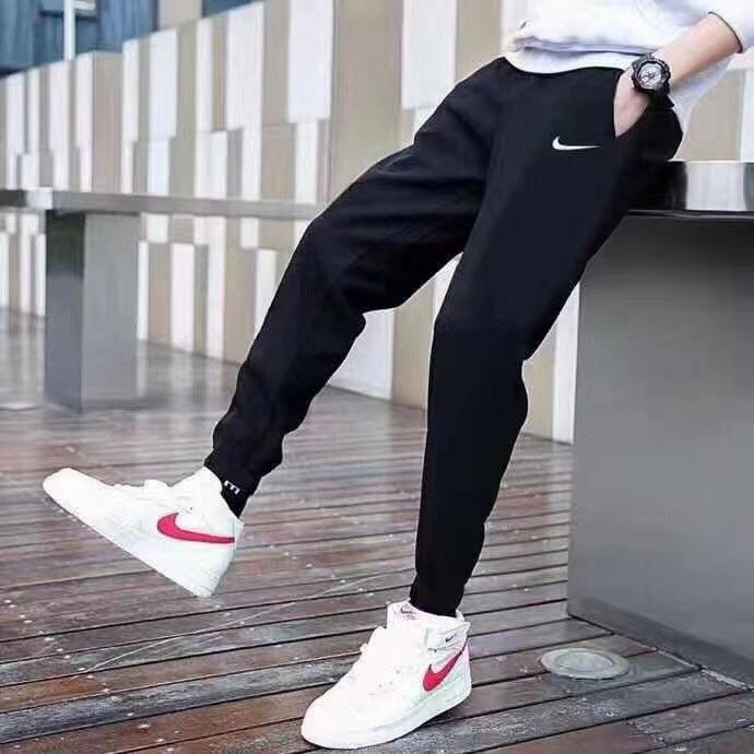 Nike耐克秋季经典款舒适男子针织收腿休闲运动长裤528717-010
