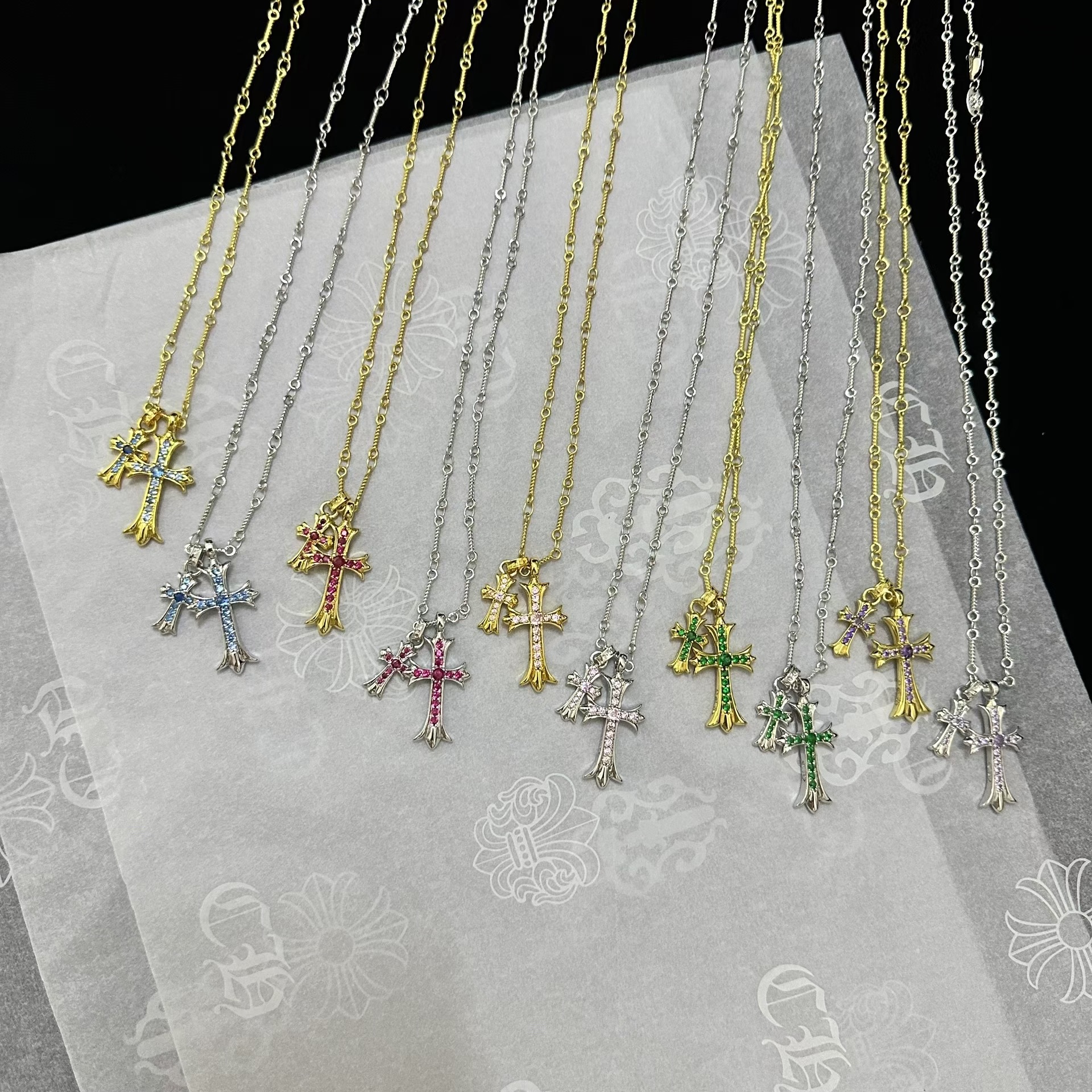 坠链均925银 克罗伈新款满钻双十字架项链吊坠复古粉钻情侣竹节链