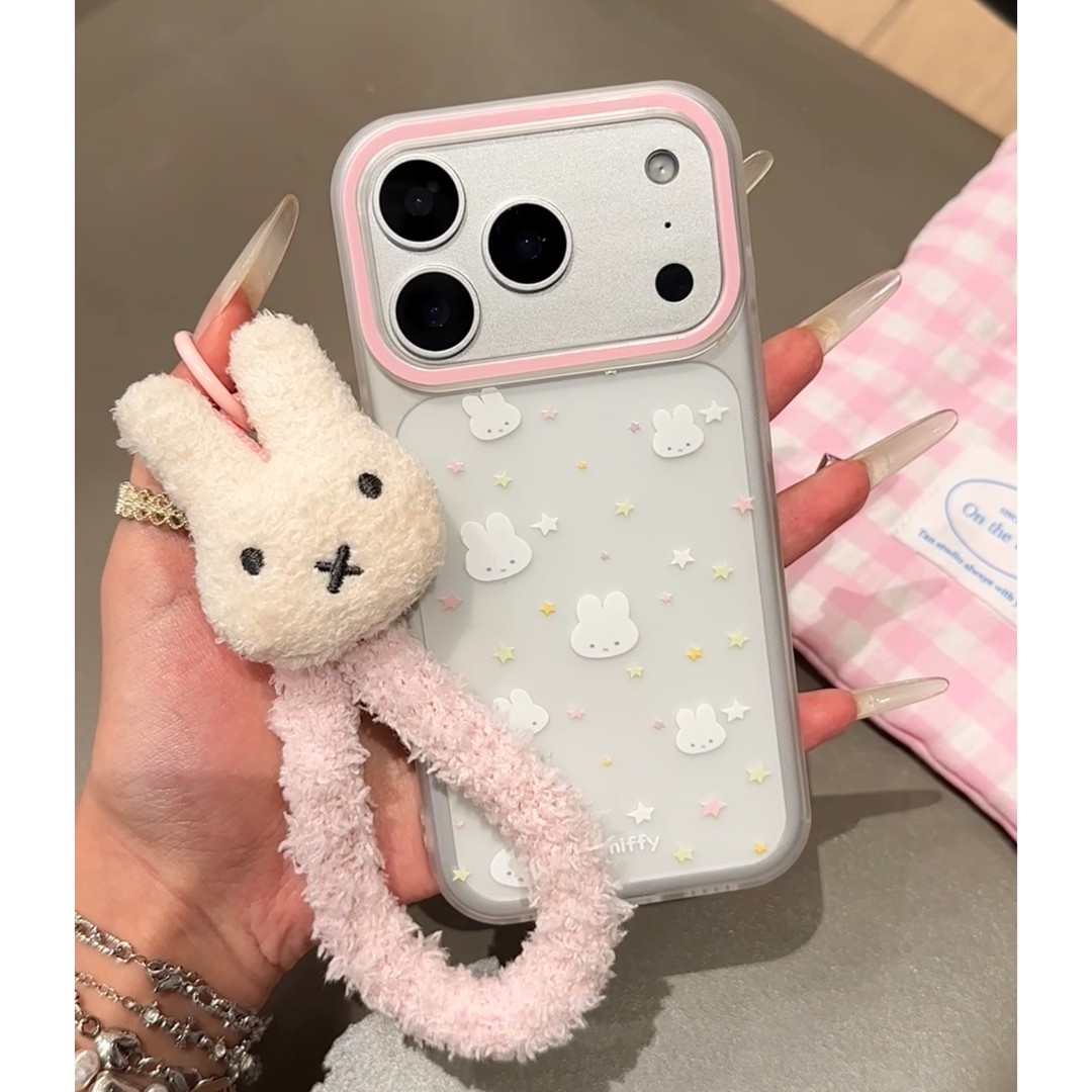 适用软萌星星兔子挂绳苹果17/16promax手机壳iPhone15/14/13/12